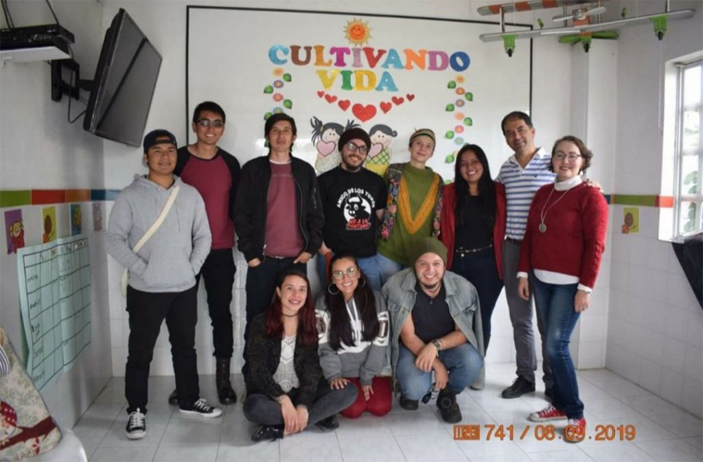 Grupo profesionales Fundación cultivando Vida Colombia